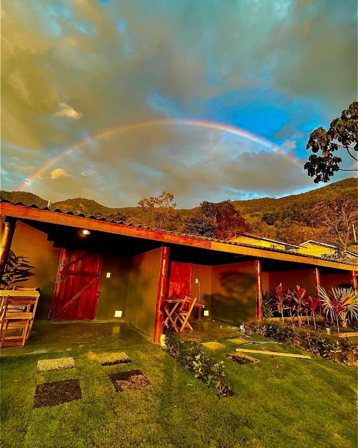 Rancho Do Paioleiro - Suites São Bento do Sapucaí Eksteriør bilde
