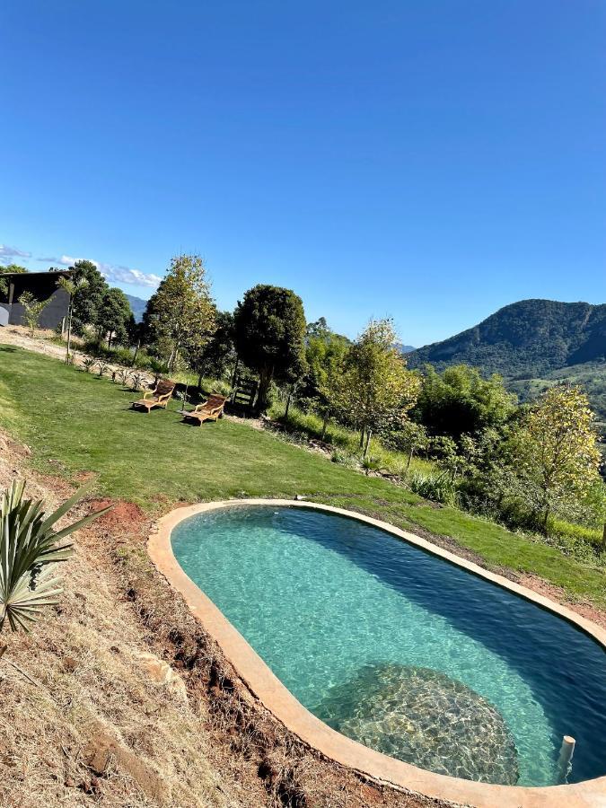 Rancho Do Paioleiro - Suites São Bento do Sapucaí Eksteriør bilde