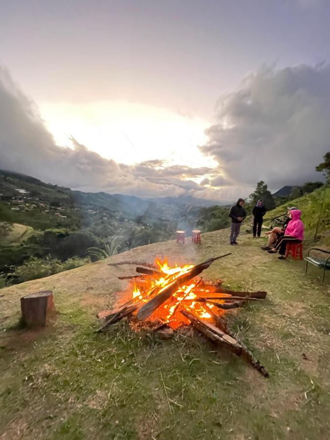 Rancho Do Paioleiro - Suites São Bento do Sapucaí Eksteriør bilde